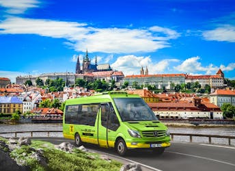 Hoogtepunten van Praag: bus- en wandeltocht